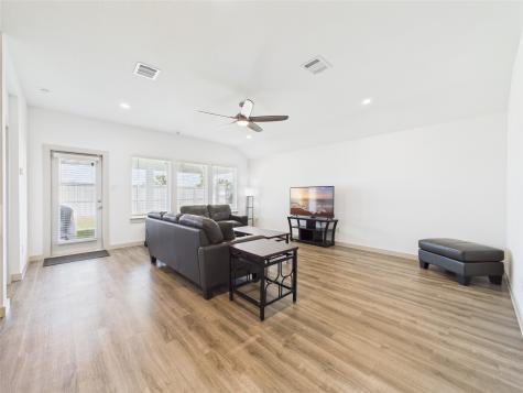 1127 Curly Angora Court Rosharon TX 77583