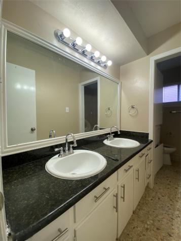 8802 Sandstone Street Houston TX 77036