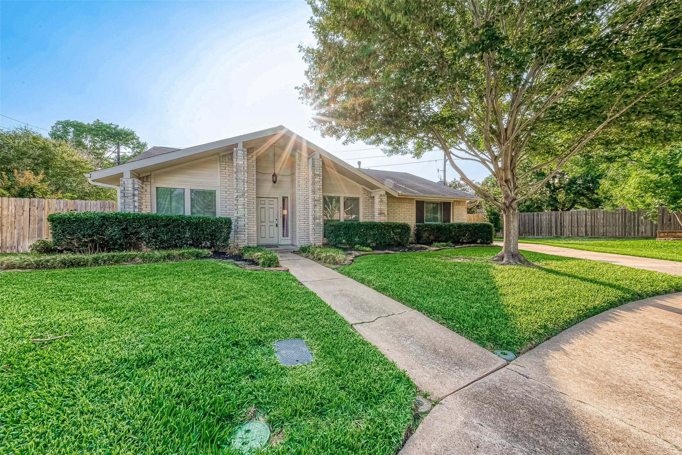 3302 Big Horn Court Sugar Land TX 77478