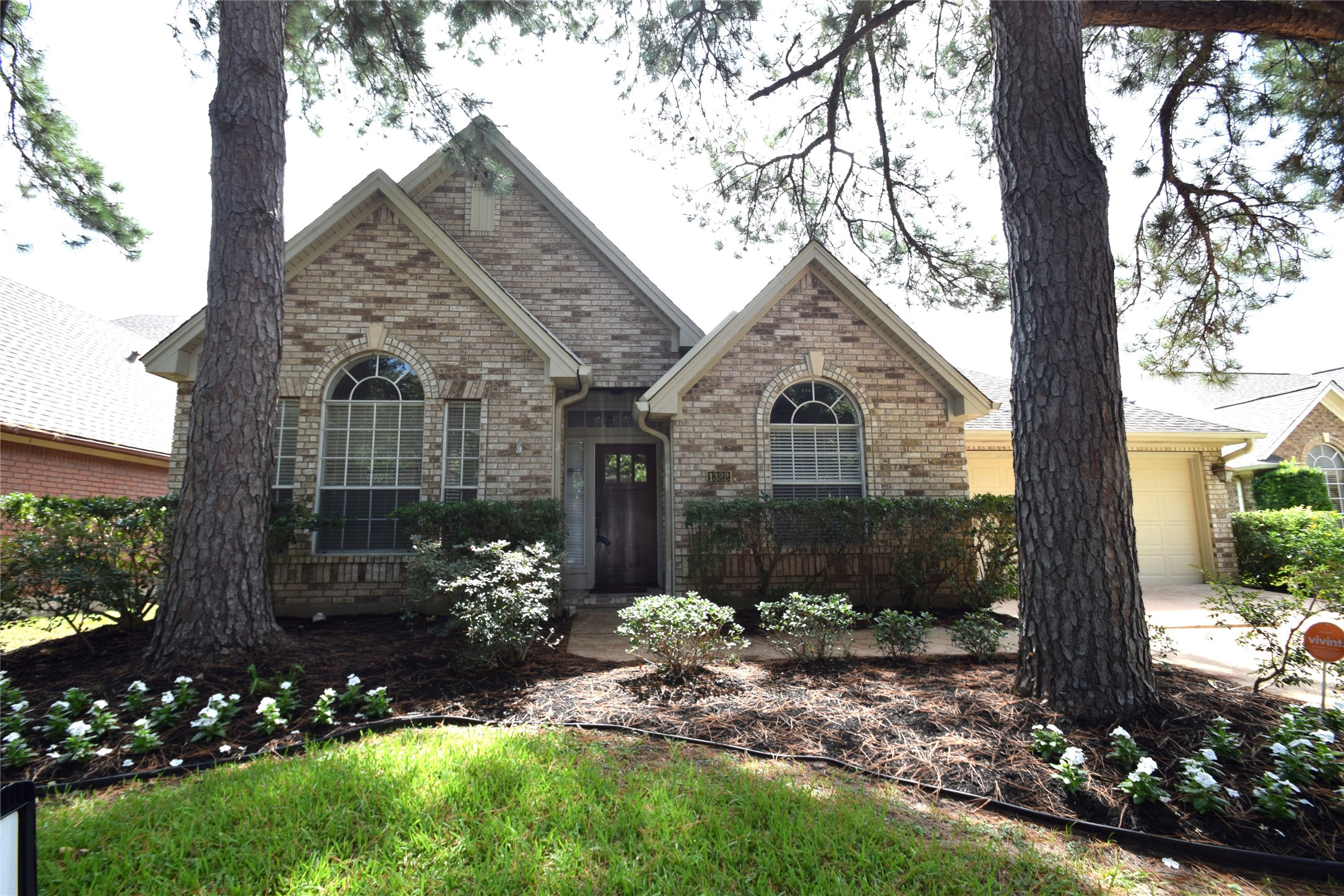 1322 W Forest Drive Houston TX 77043