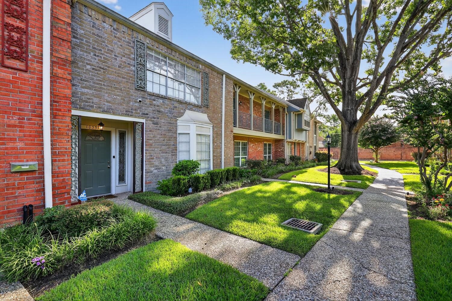 10351 Briar Forest Drive Houston TX 77042