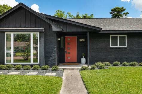 5450 Birdwood Road Houston TX 77096