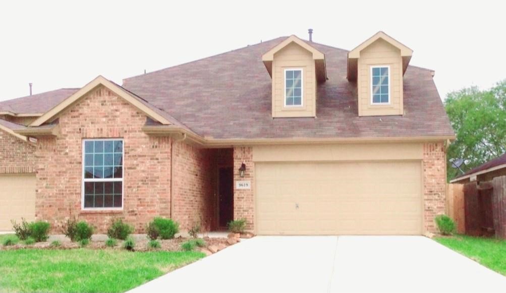 9619 Briartrace Court Houston TX 77044