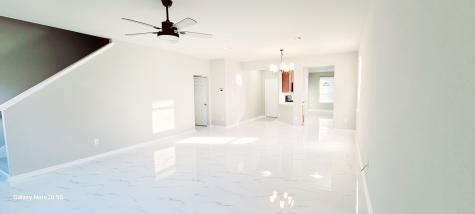 9619 Briartrace Court Houston TX 77044