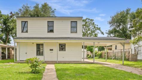 1225 3rd Avenue N Texas City TX 77590