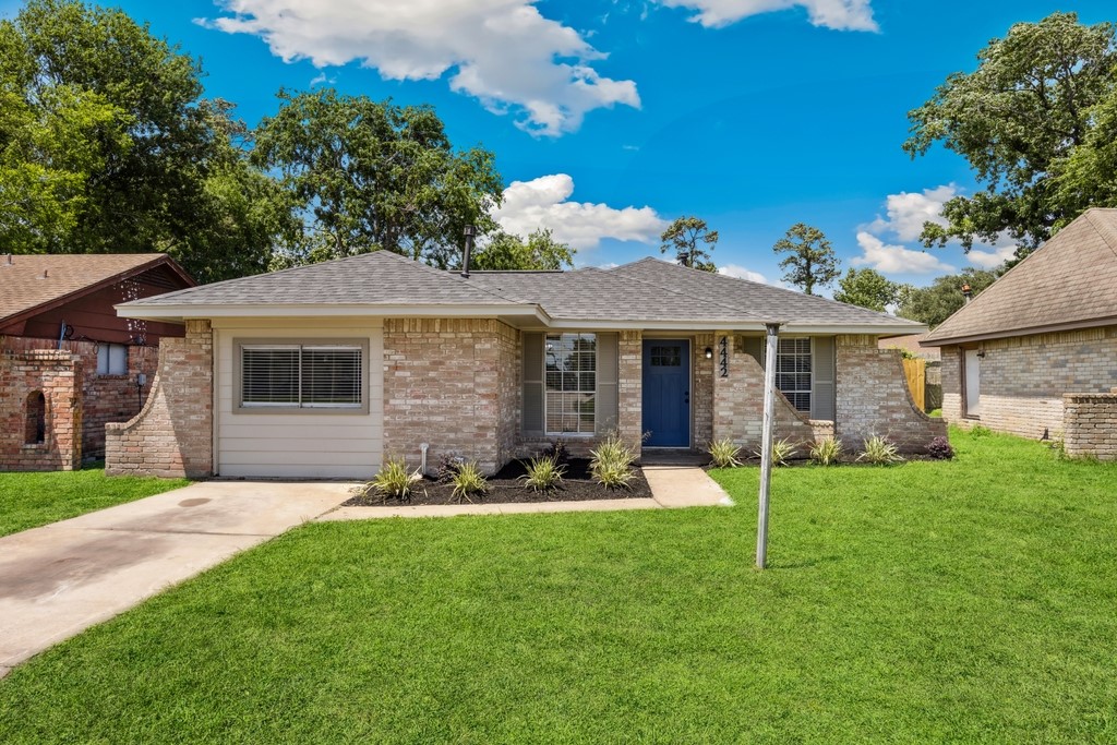 4442 Oak Shadows Drive Houston TX 77091