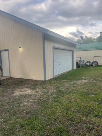 318 Red Haven Drive Highlands TX 77562