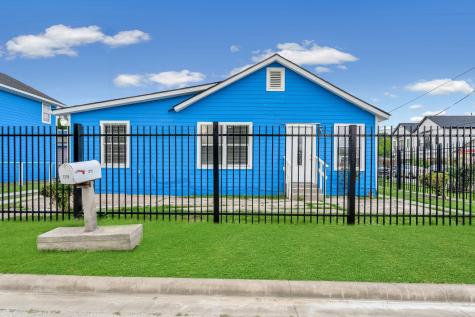 1219 Tarley Street Houston TX 77009