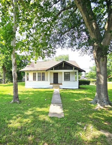 315 High Street Tomball TX 77375