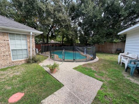 2503 Falcon Ridge Street Pearland TX 77584