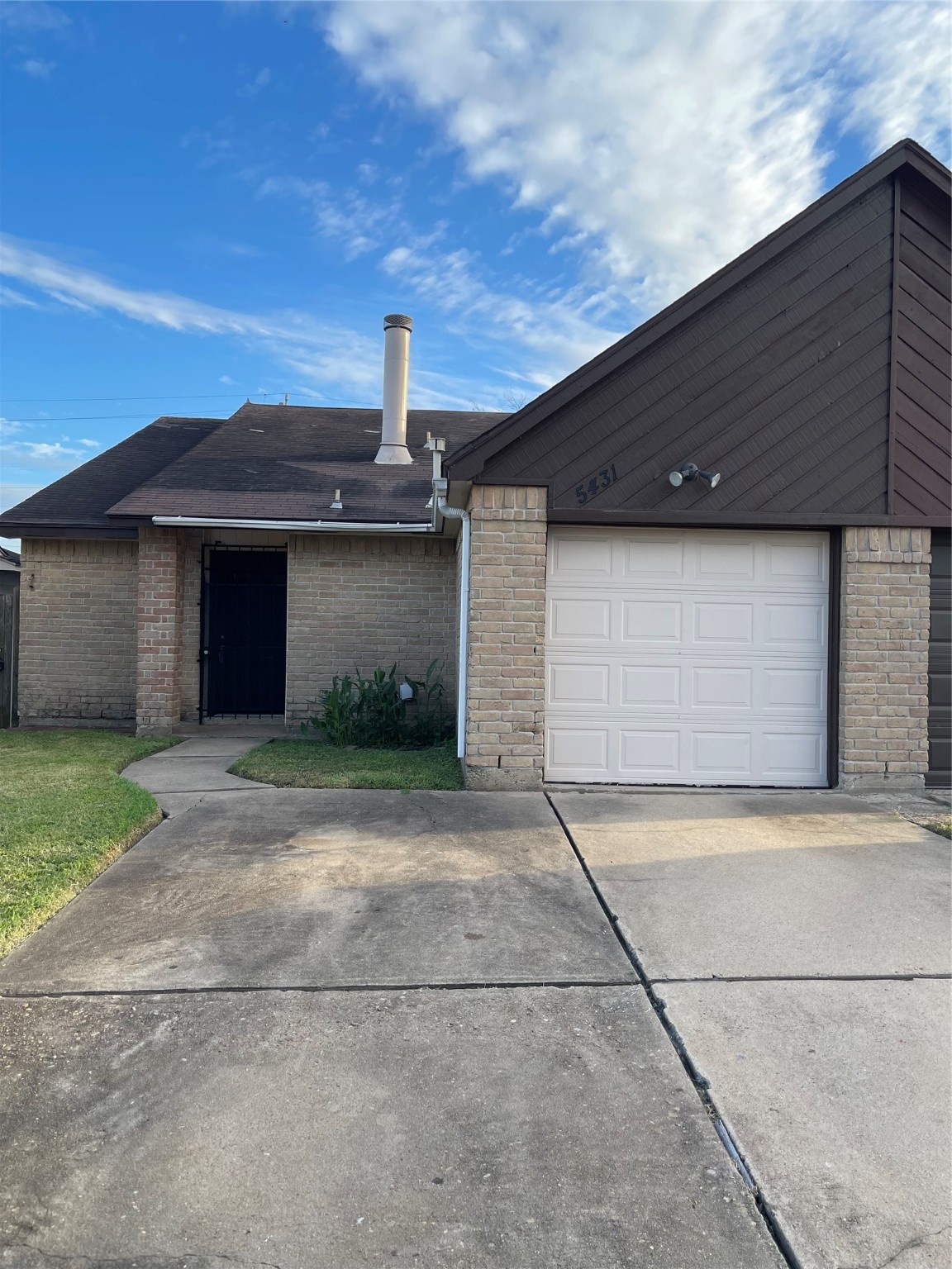 5431 Regal Ridge Lane Houston TX 77053