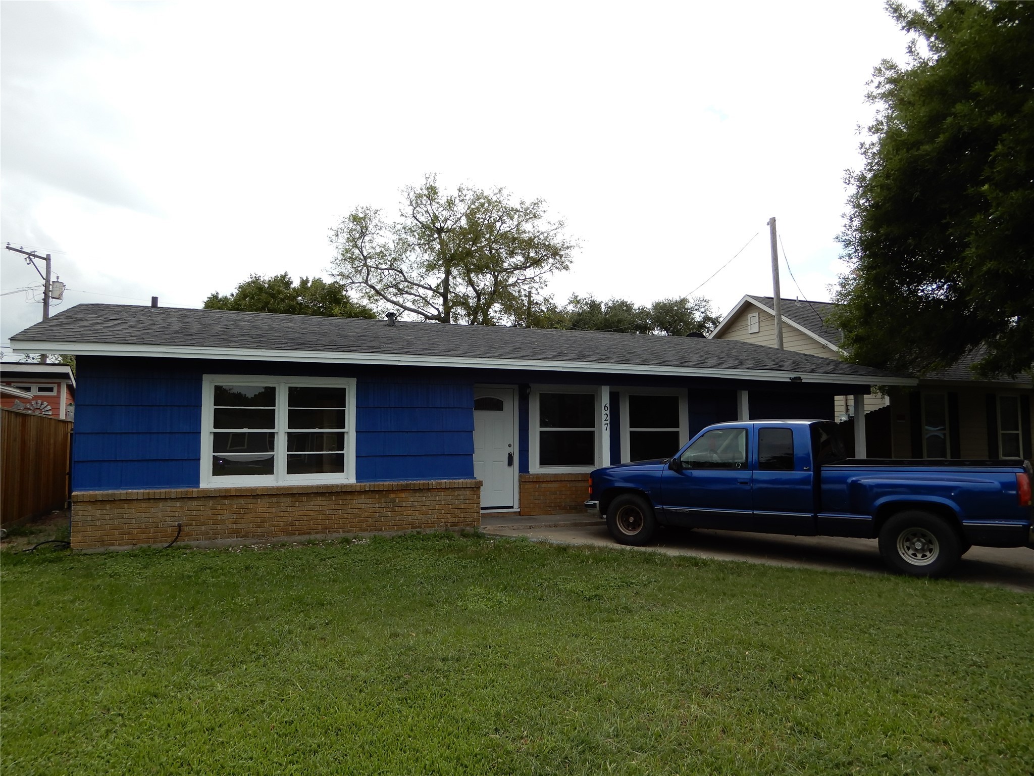 627 15th Avenue N Texas City TX 77590