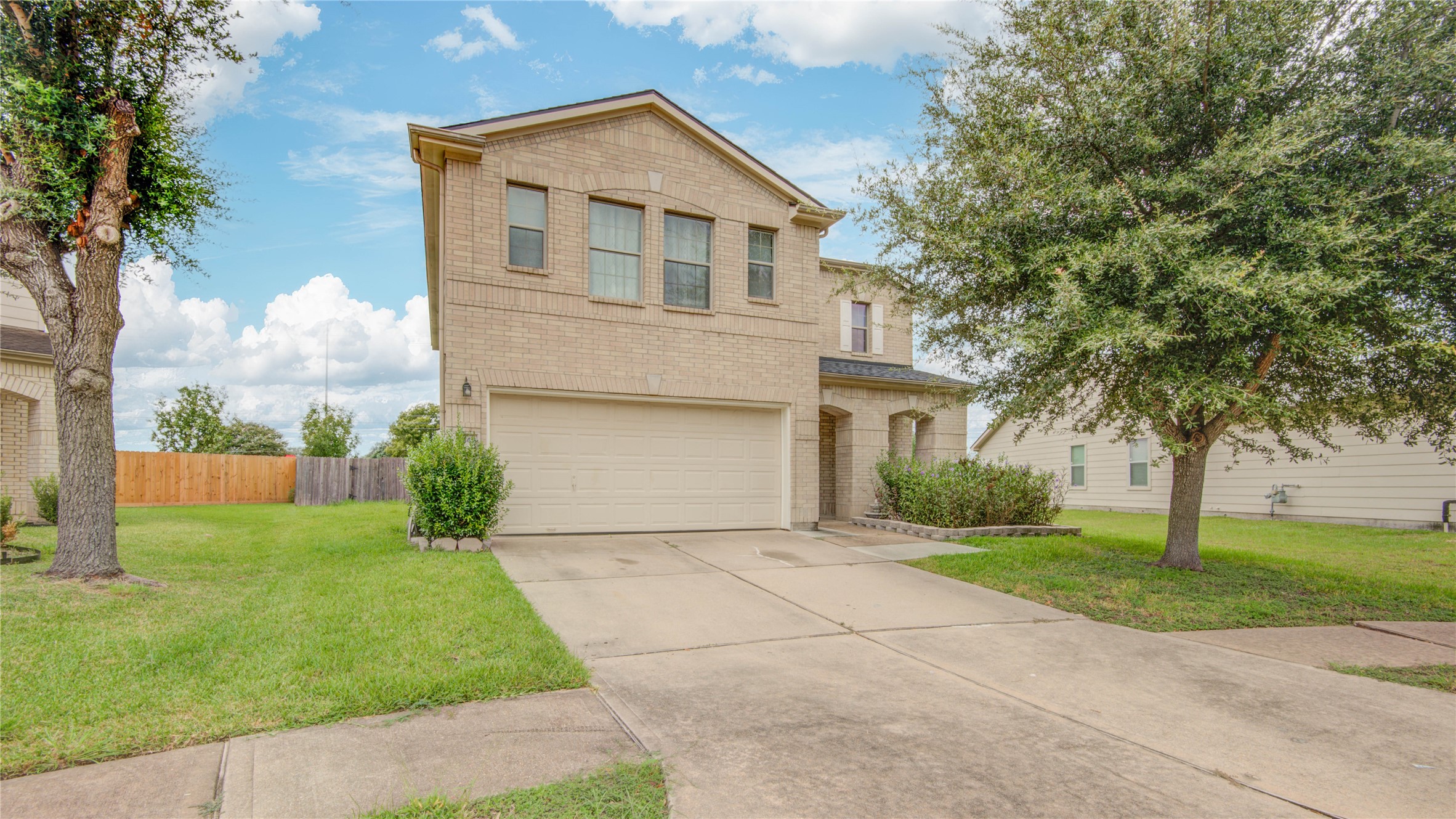 8542 Village Rose Lane Houston TX 77072
