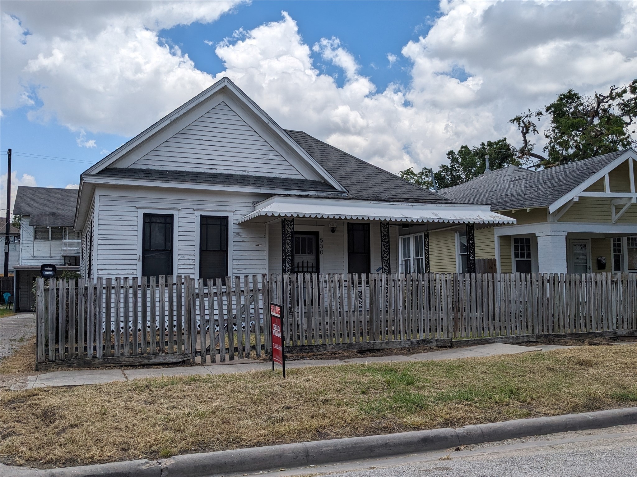 530 Columbia Street Houston TX 77007