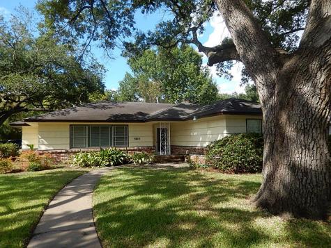 5614 Evergreen Street Bellaire TX 77401