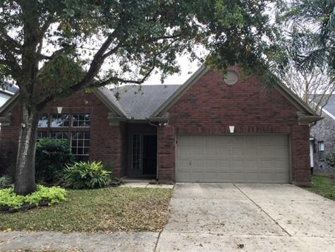2923 Julie Ann Drive Pearland TX 77584