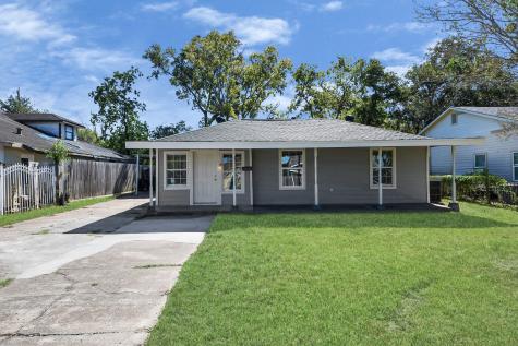 1222 Bernard Street Pasadena TX 77506