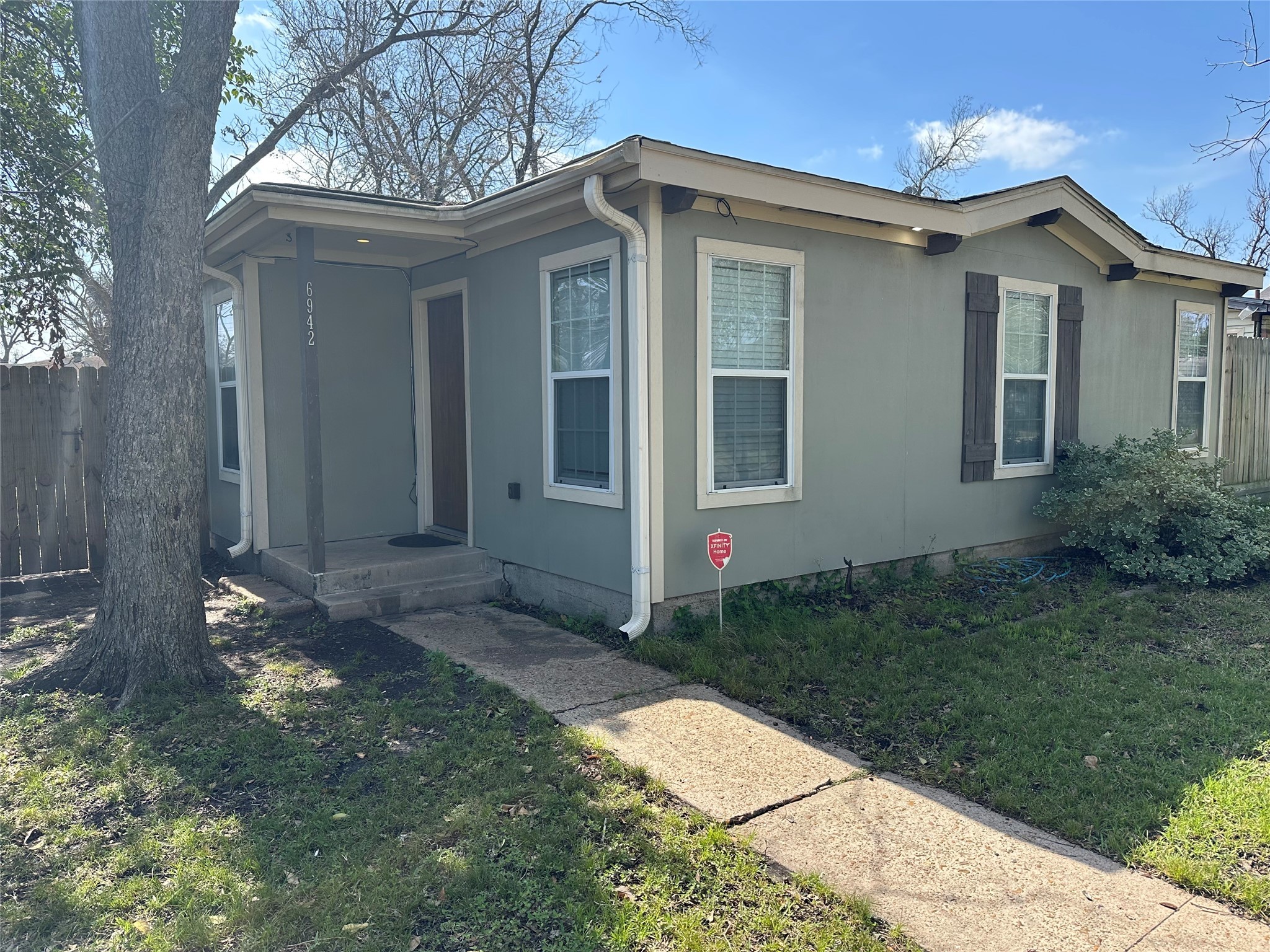 6942 Narcissus Street Houston TX 77087