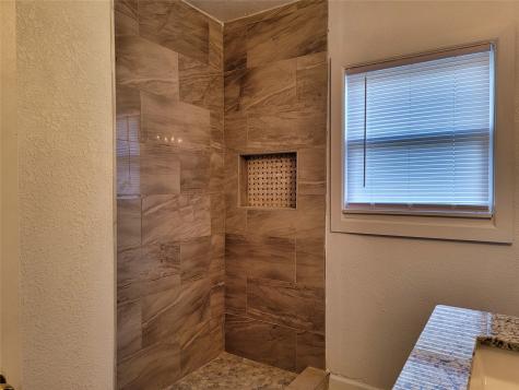 629 17th Avenue N Texas City TX 77590
