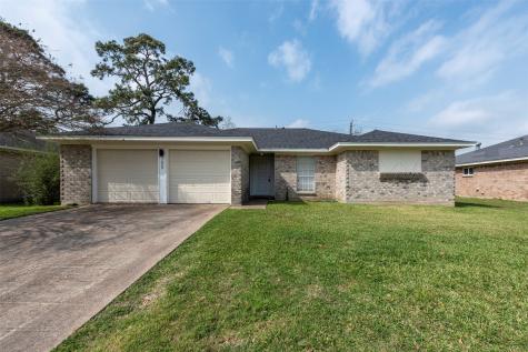 1600 Broken Arrow Street Baytown TX 77521