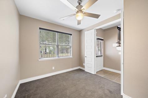 5743 Kiam Street D Houston TX 77007