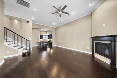 5743 Kiam Street D Houston TX 77007