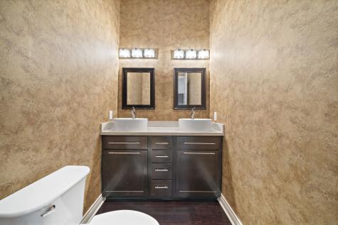 5743 Kiam Street D Houston TX 77007