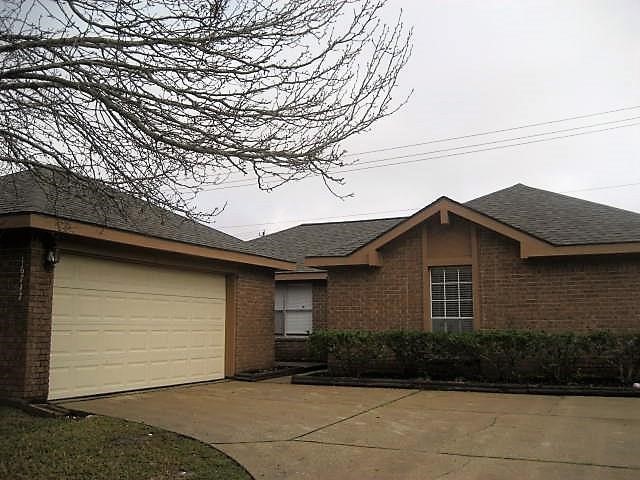 16747 Starboard View Drive Friendswood TX 77546
