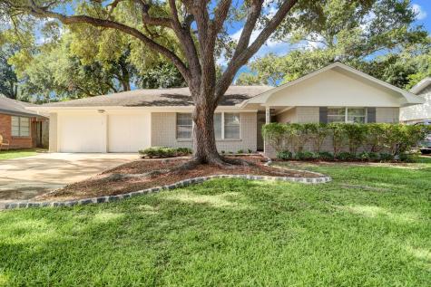5426 Kinglet Street Houston TX 77096