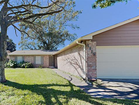 8615 Riverside Walk Lane Houston TX 77064