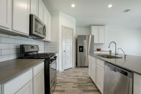 7823 Cattleman Valley Drive Rosharon TX 77583