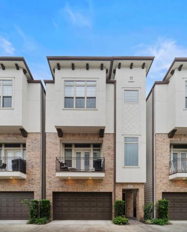 1030 W 26th Street B Houston TX 77008