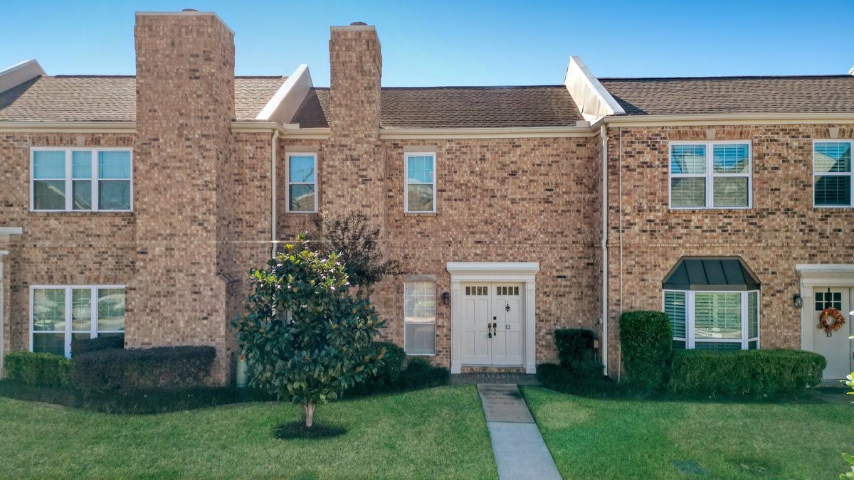 600 Wilcrest Drive 12 Houston TX 77042