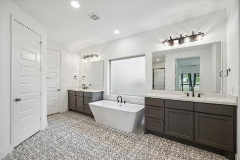 17471 Bayflower Conroe TX 77385