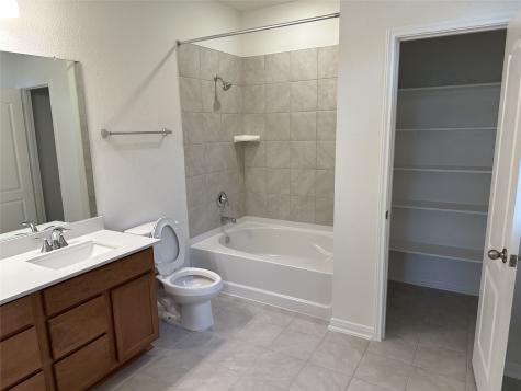 3019 Kastania Lane N Fresno TX 77545