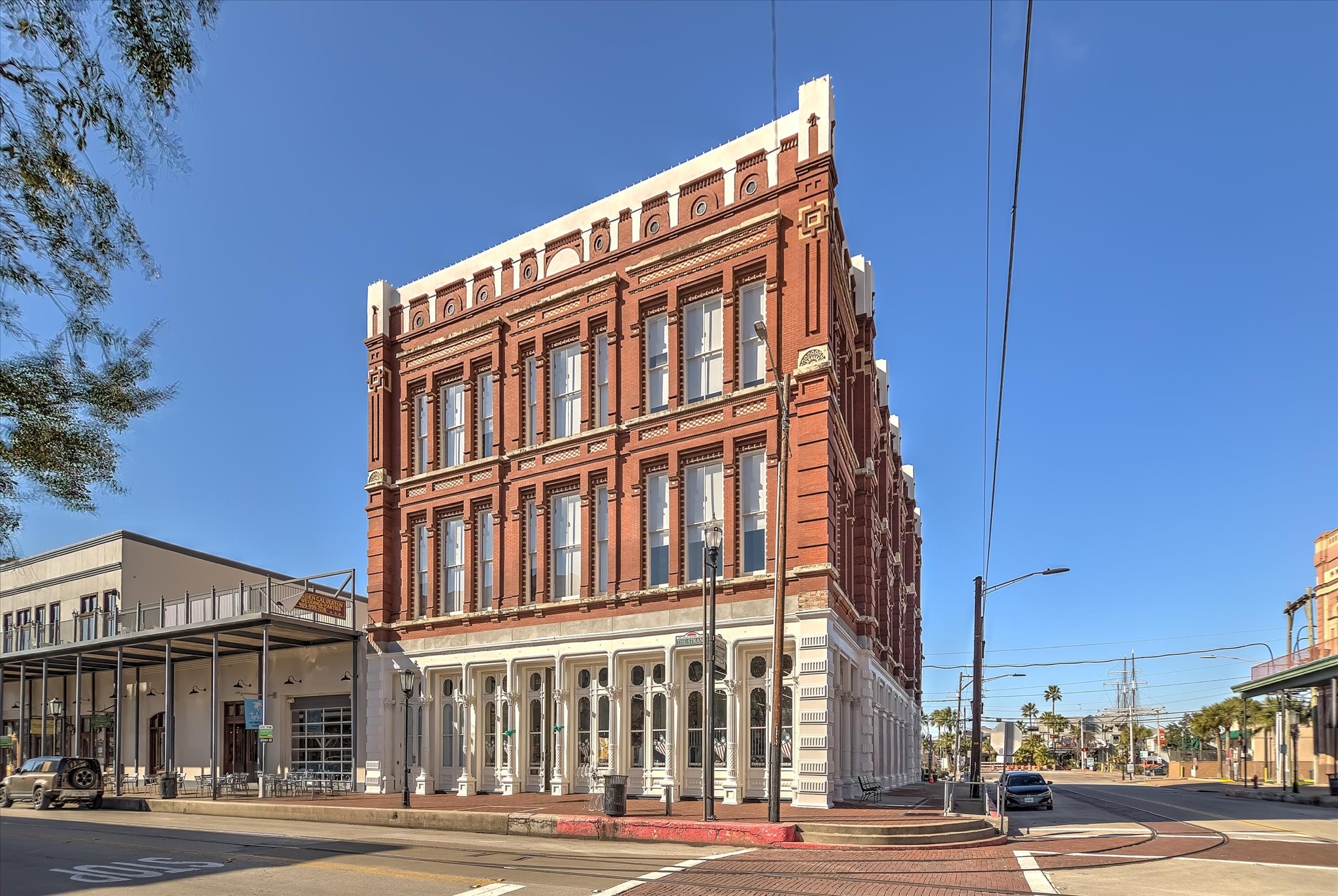 2206 Strand 302 Galveston TX 77550
