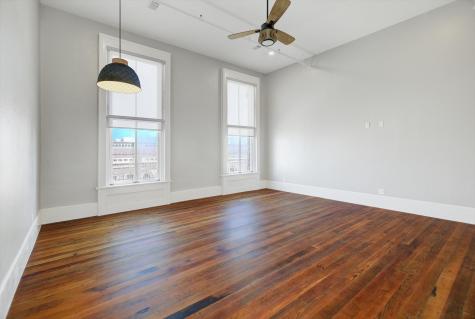 2206 Strand 302 Galveston TX 77550