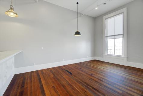 2206 Strand 302 Galveston TX 77550