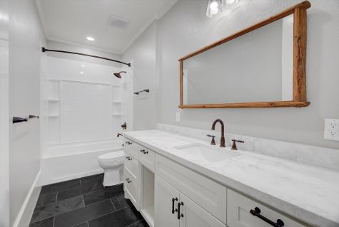 2206 Strand 302 Galveston TX 77550
