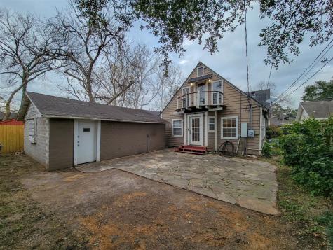810 E 28th Street Houston TX 77009