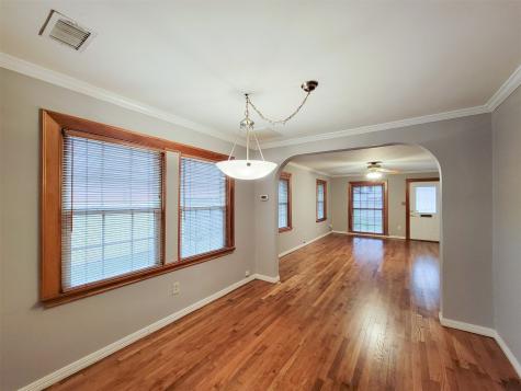 810 E 28th Street Houston TX 77009