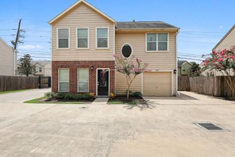 2205 Naomi Street Houston TX 77054