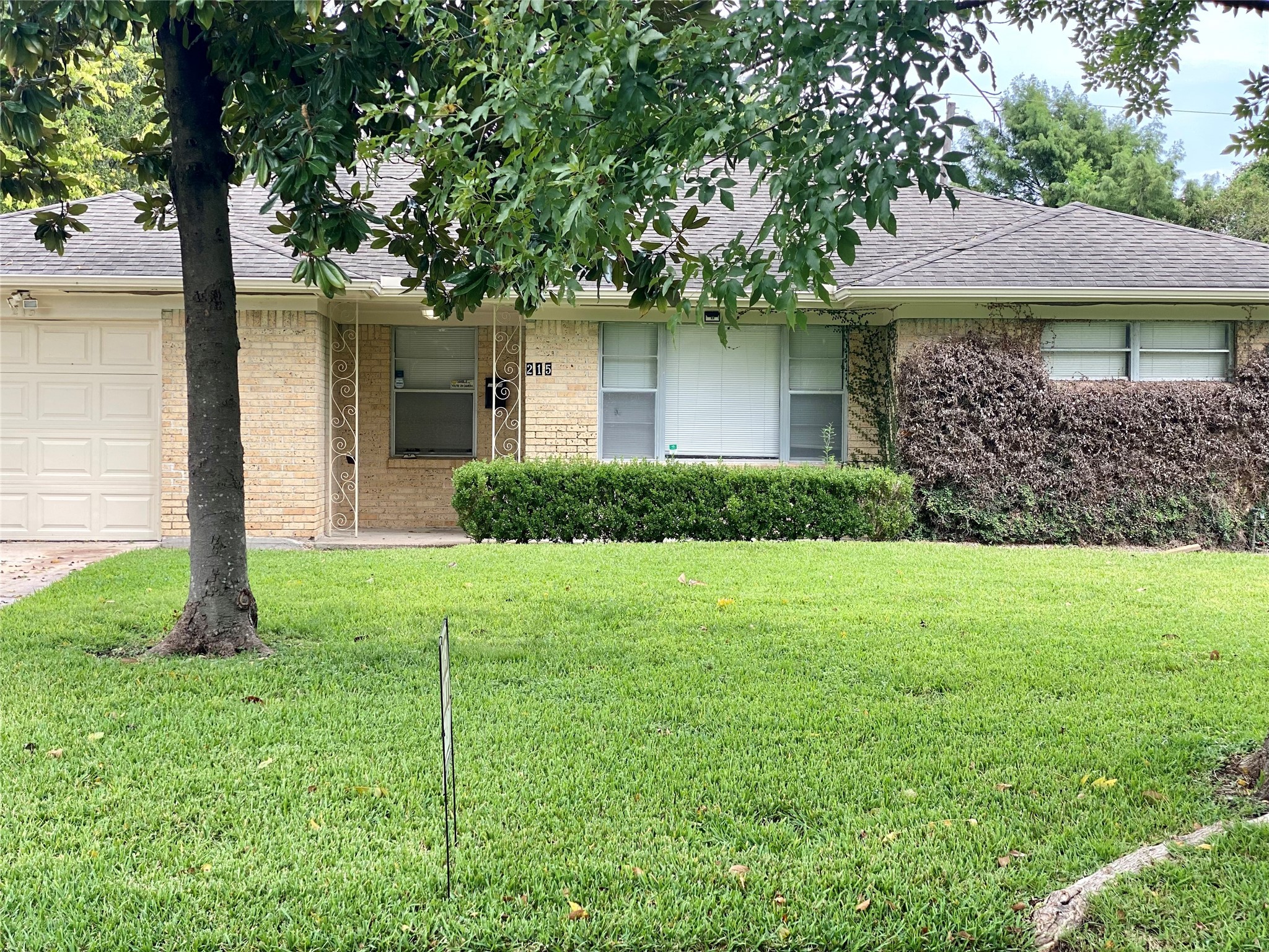 215 Bizerte Street Houston TX 77022