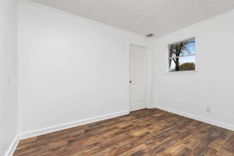 1114 L J Street Brenham TX 77833