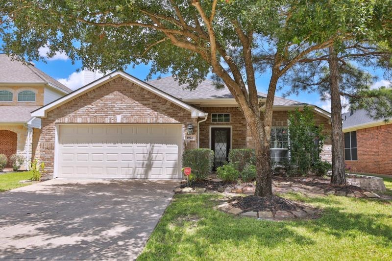 1922 Lenora Court Katy TX 77493