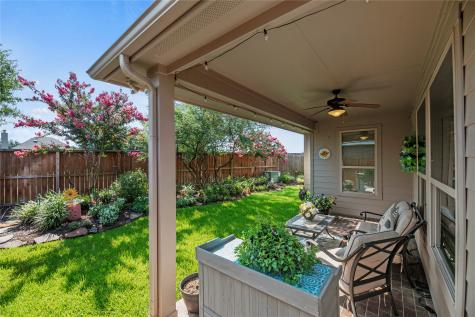9402 Raven Lake Court Cypress TX 77433