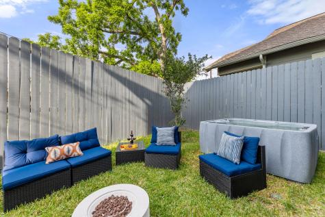 5502 Texas Street Houston TX 77011