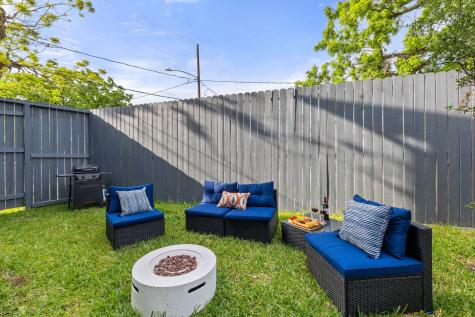5502 Texas Street Houston TX 77011