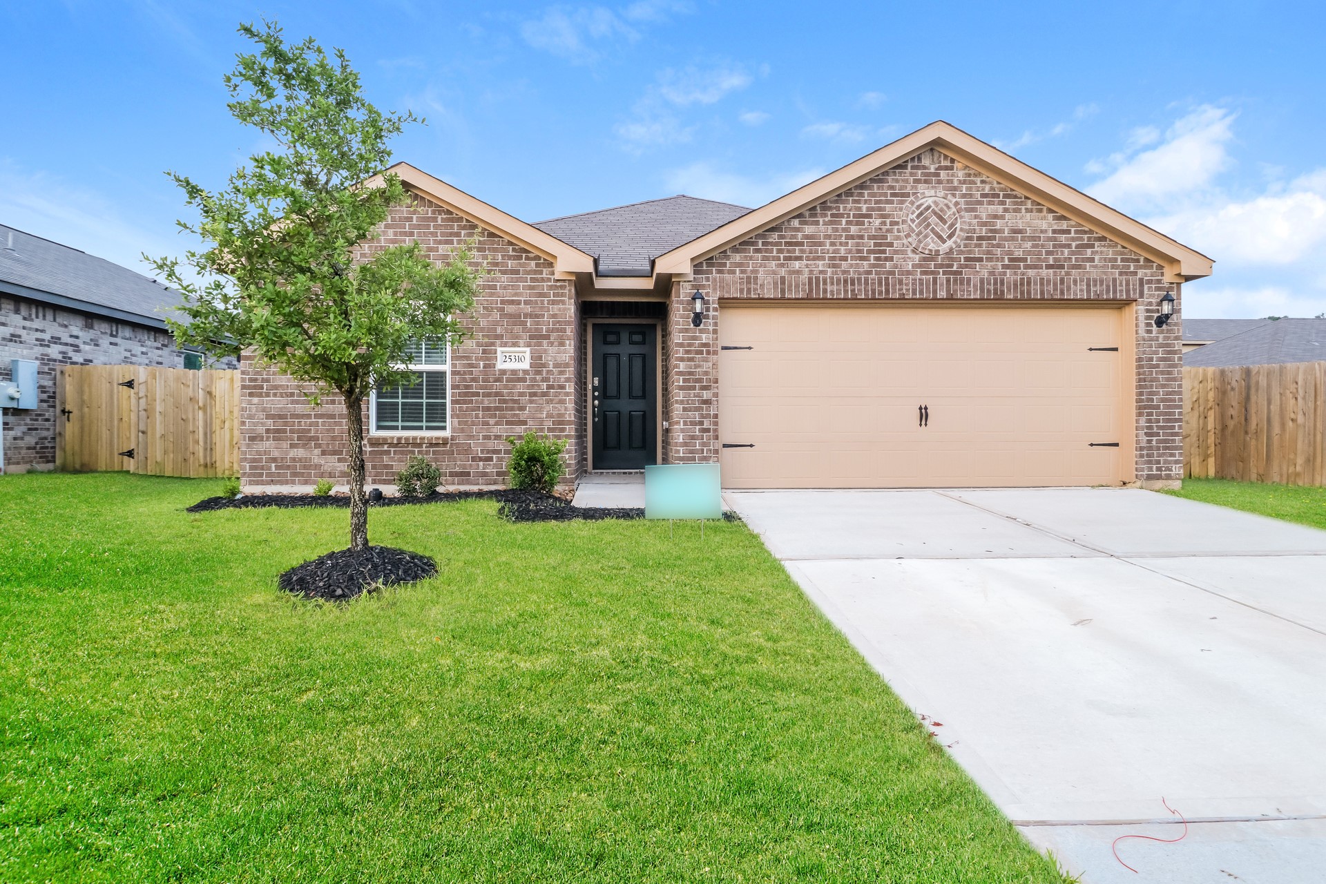 25310 Shadowdale Drive Cleveland TX 77328