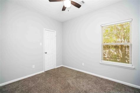 5105 Southwind Street B Houston TX 77033